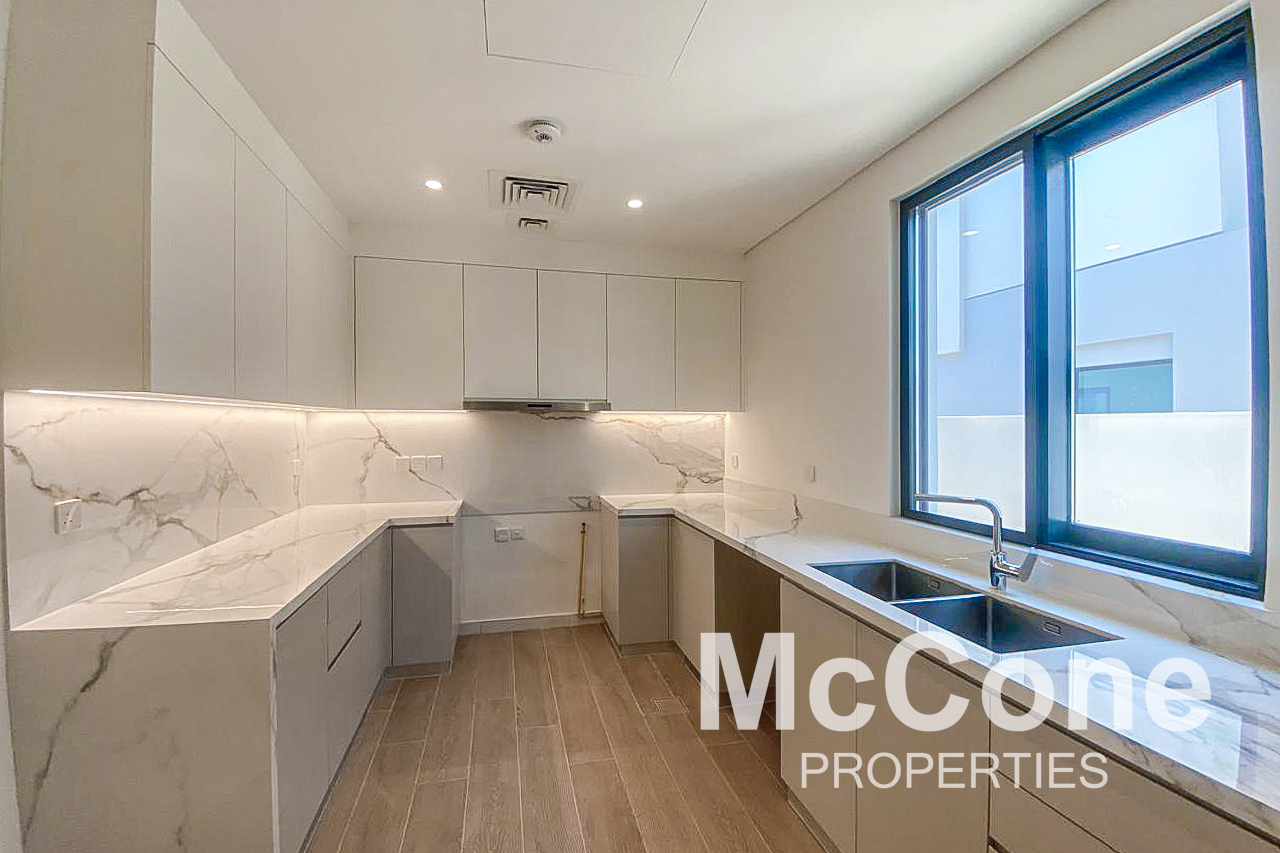 4 Bedroom Townhouse for Rent in Jebel Ali Village Townhouses, Jebel Ali — photo 5 of 19