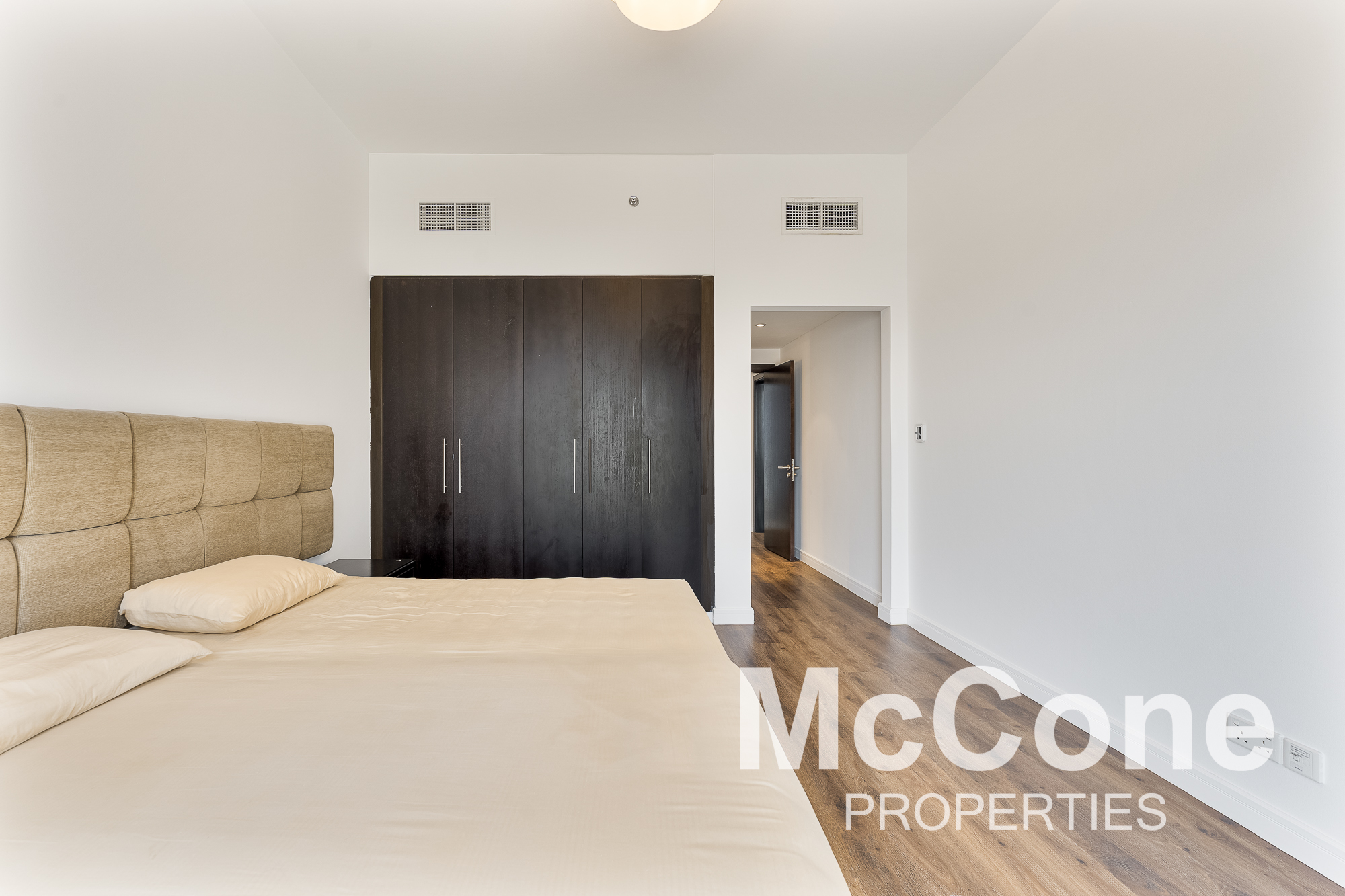2 Bedroom Apartment for Rent in Green Lakes Towers 1, Jumeirah Lake Towers — photograph 11 of 24