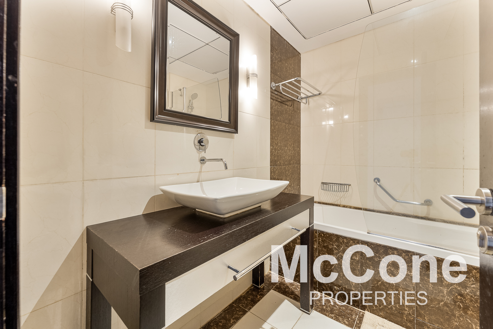 2 Bedroom Apartment for Rent in Green Lakes Towers 1, Jumeirah Lake Towers — photograph 12 of 24
