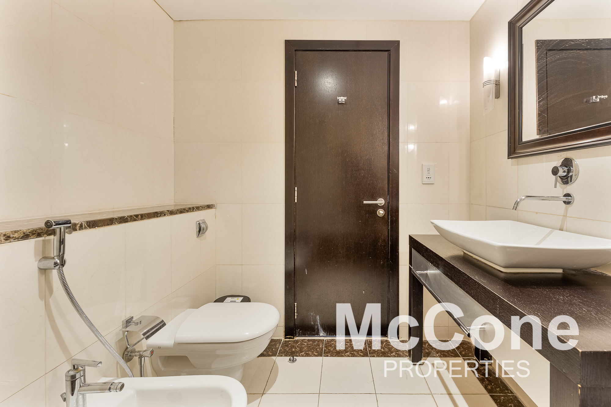 2 Bedroom Apartment for Rent in Green Lakes Towers 1, Jumeirah Lake Towers — photograph 13 of 24