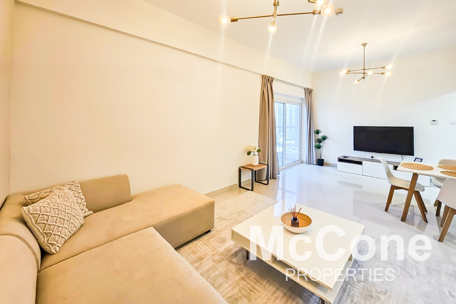 1 Bedroom Apartment for Rent in Continental Tower, Dubai Marina