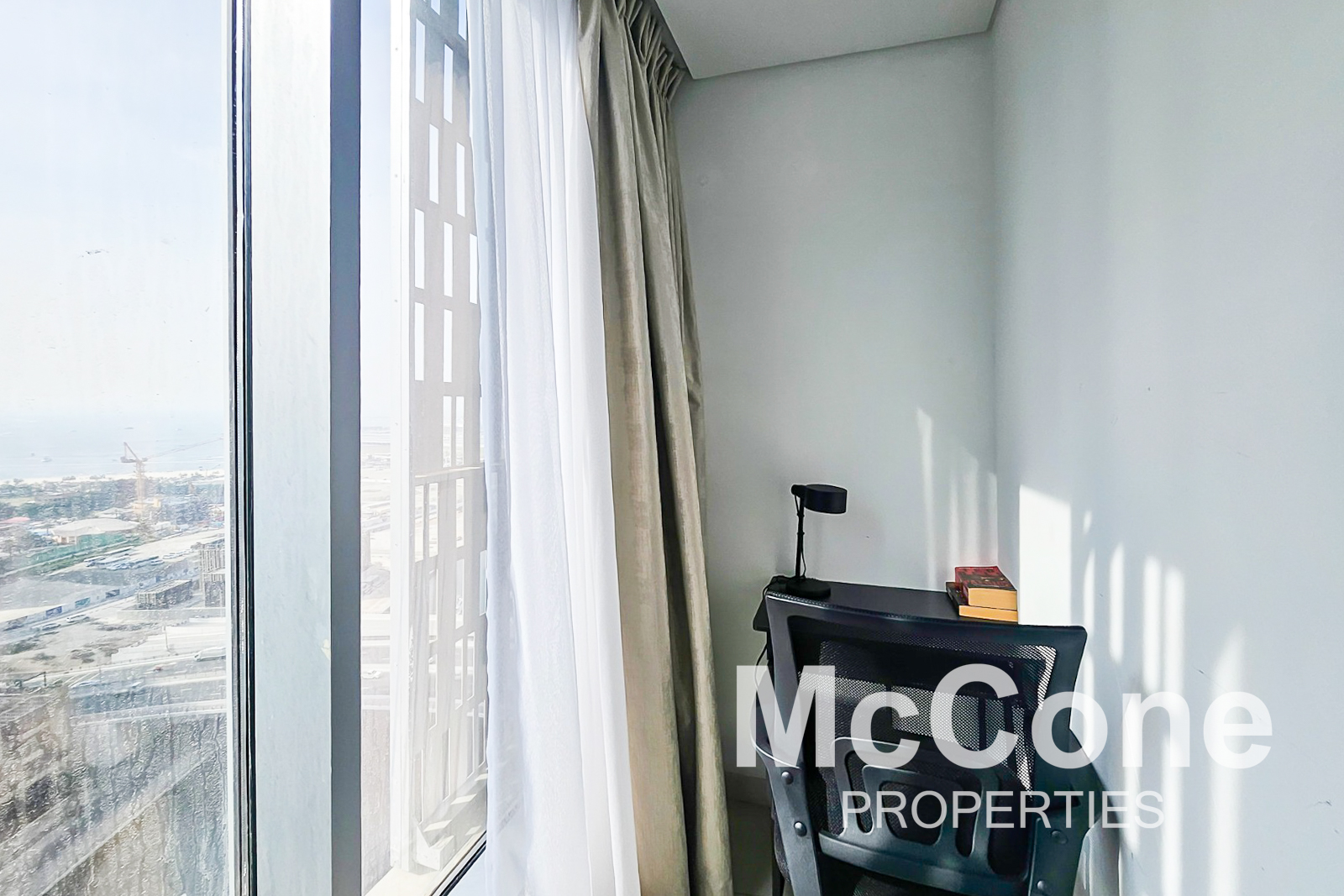 2 Bedroom Apartment for Rent in Cayan Tower, Dubai Marina — photograph 14 of 18