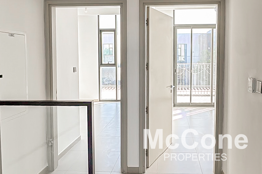 3 Bedroom Townhouse for Rent in Sun, Arabian Ranches 3 — photograph 11 of 19