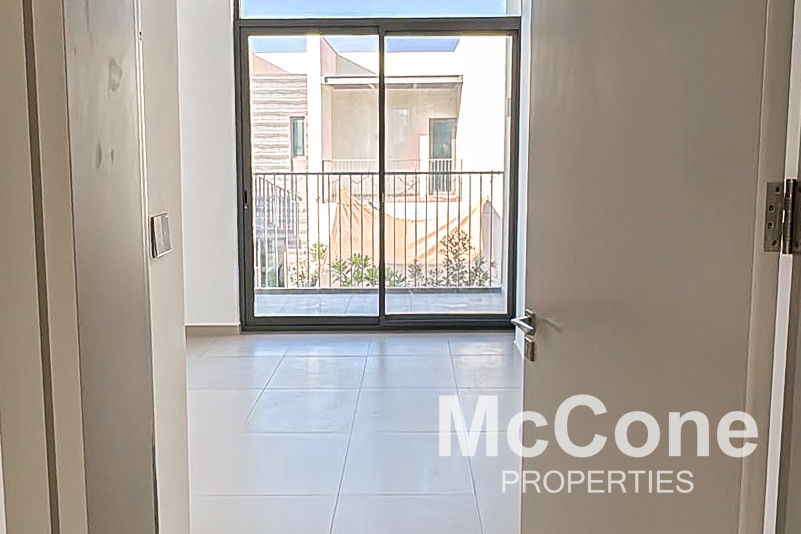 3 Bedroom Townhouse for Rent in Sun, Arabian Ranches 3 — photo 6 of 19
