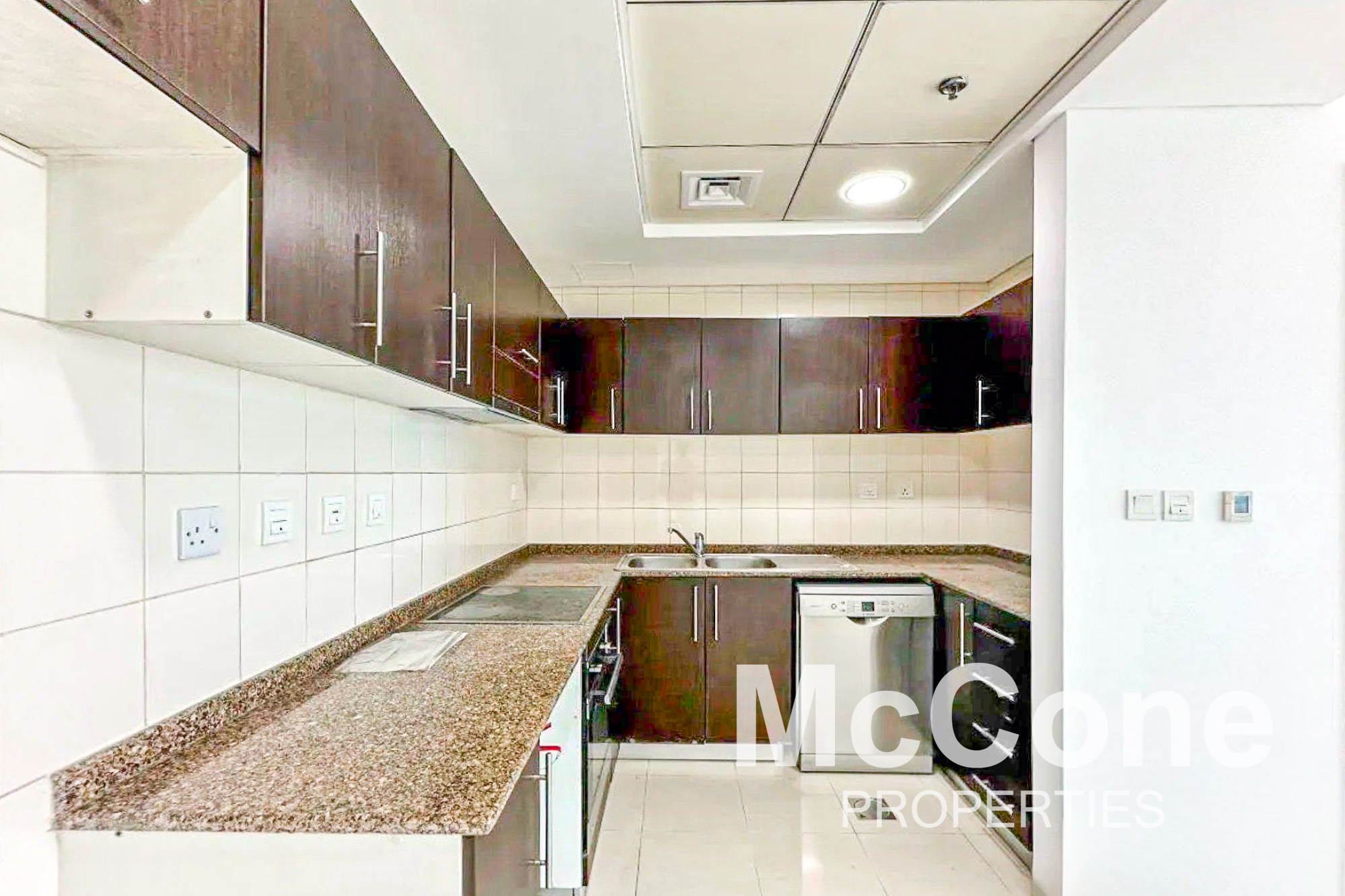 1 Bedroom Apartment for Rent in Bay Central Tower Central, Dubai Marina — photo 5 of 10
