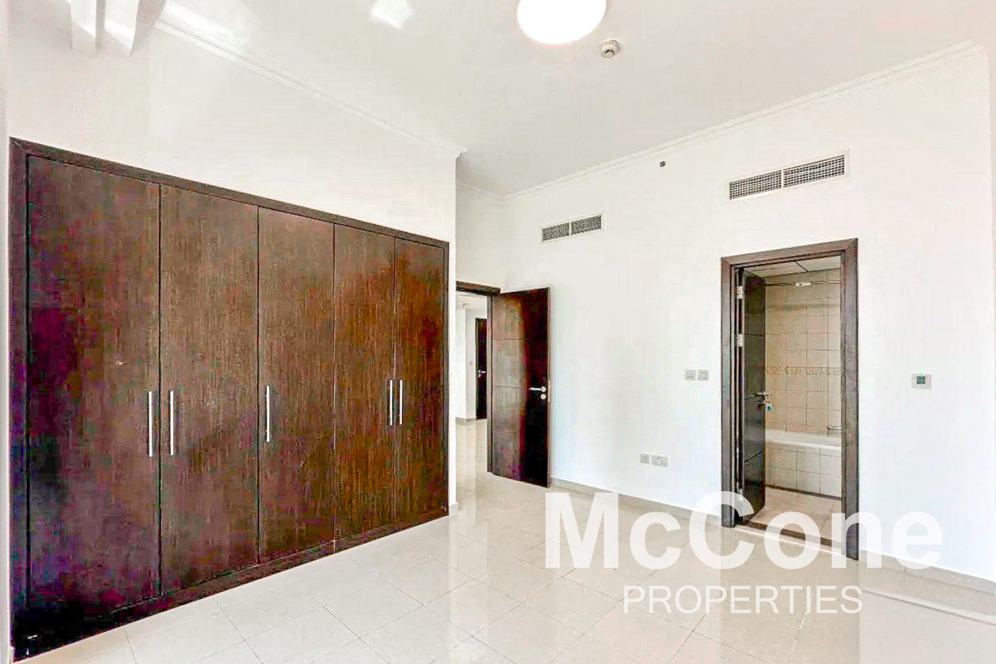 1 Bedroom Apartment for Rent in Bay Central Tower Central, Dubai Marina — photo 7 of 10