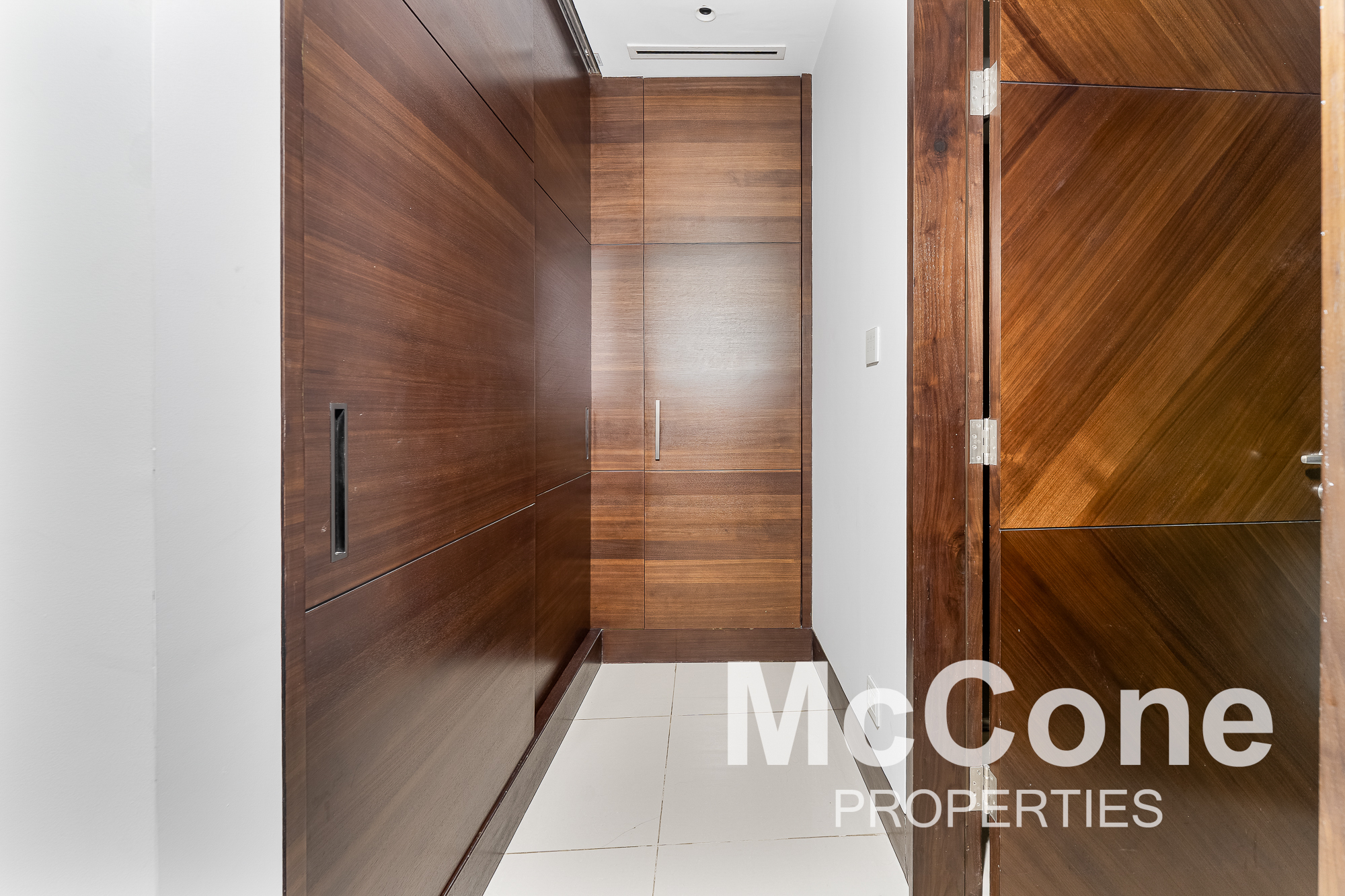 3 Bedroom Apartment for Rent in The Address Sky View Tower 1, Downtown Dubai — photograph 11 of 18