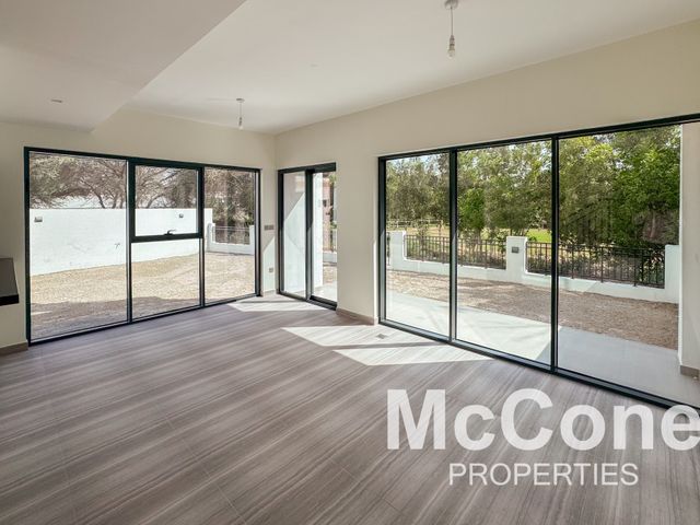 4 Bedroom Townhouse for Rent in Rochester, Damac Hills