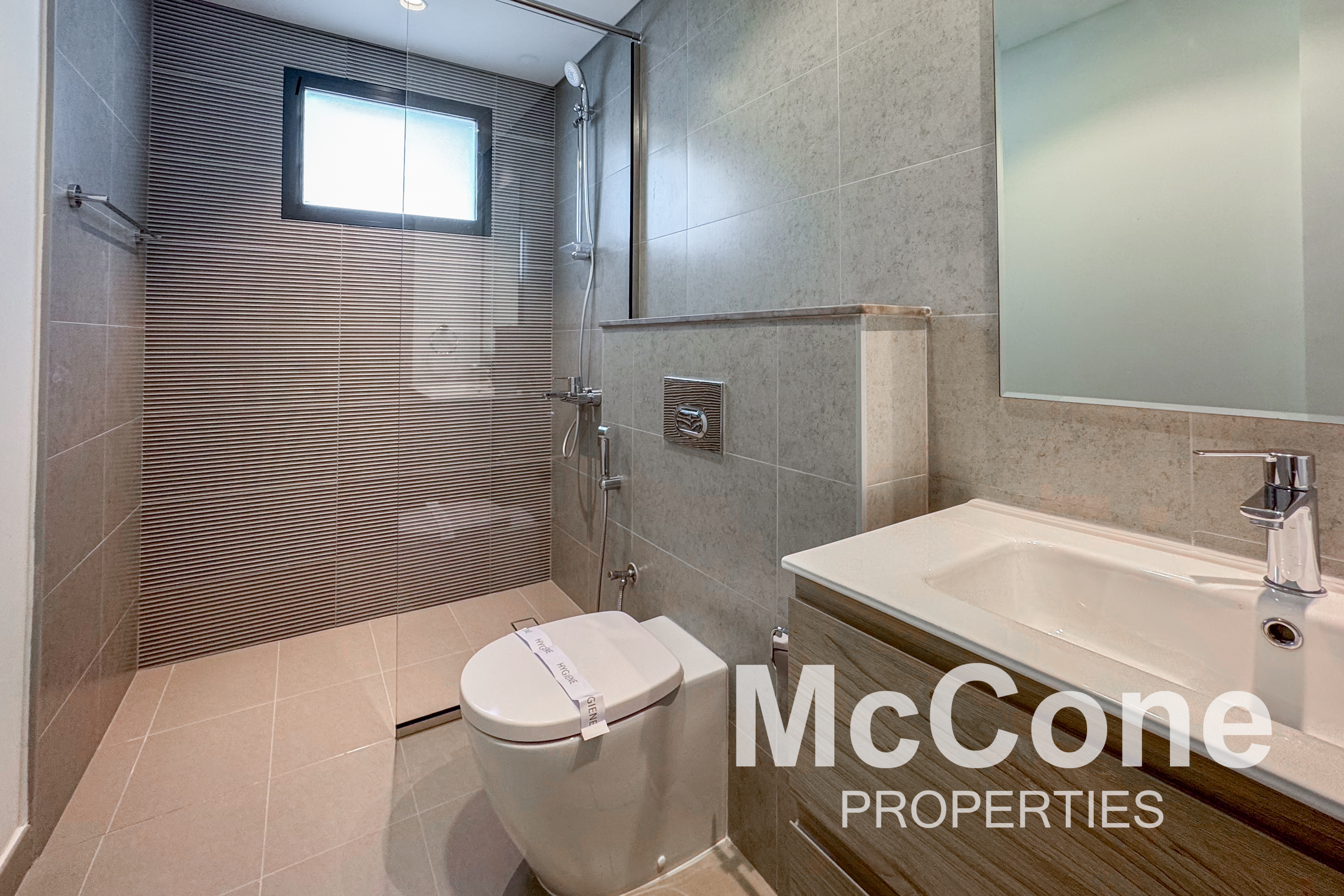 4 Bedroom Townhouse for Rent in Rochester, Damac Hills — photograph 11 of 14
