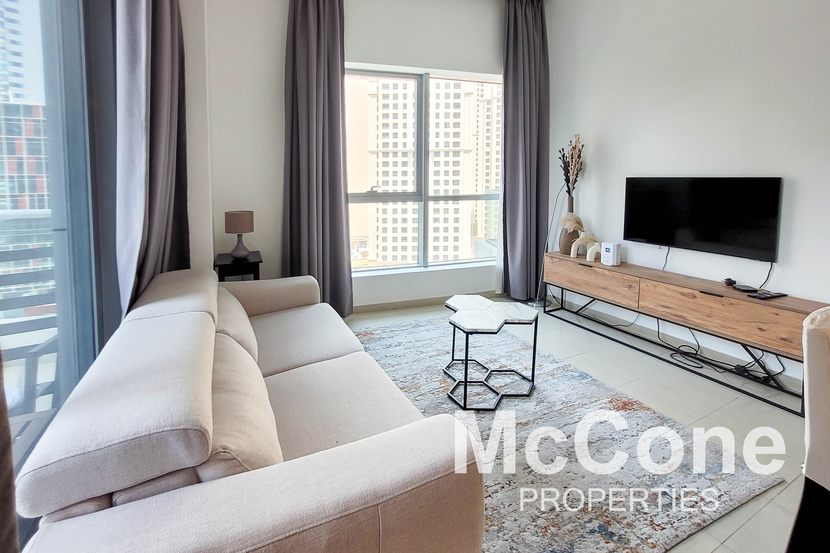 1 Bedroom Apartment for Rent in Bay Central Tower Central, Dubai Marina — photo 2 of 18