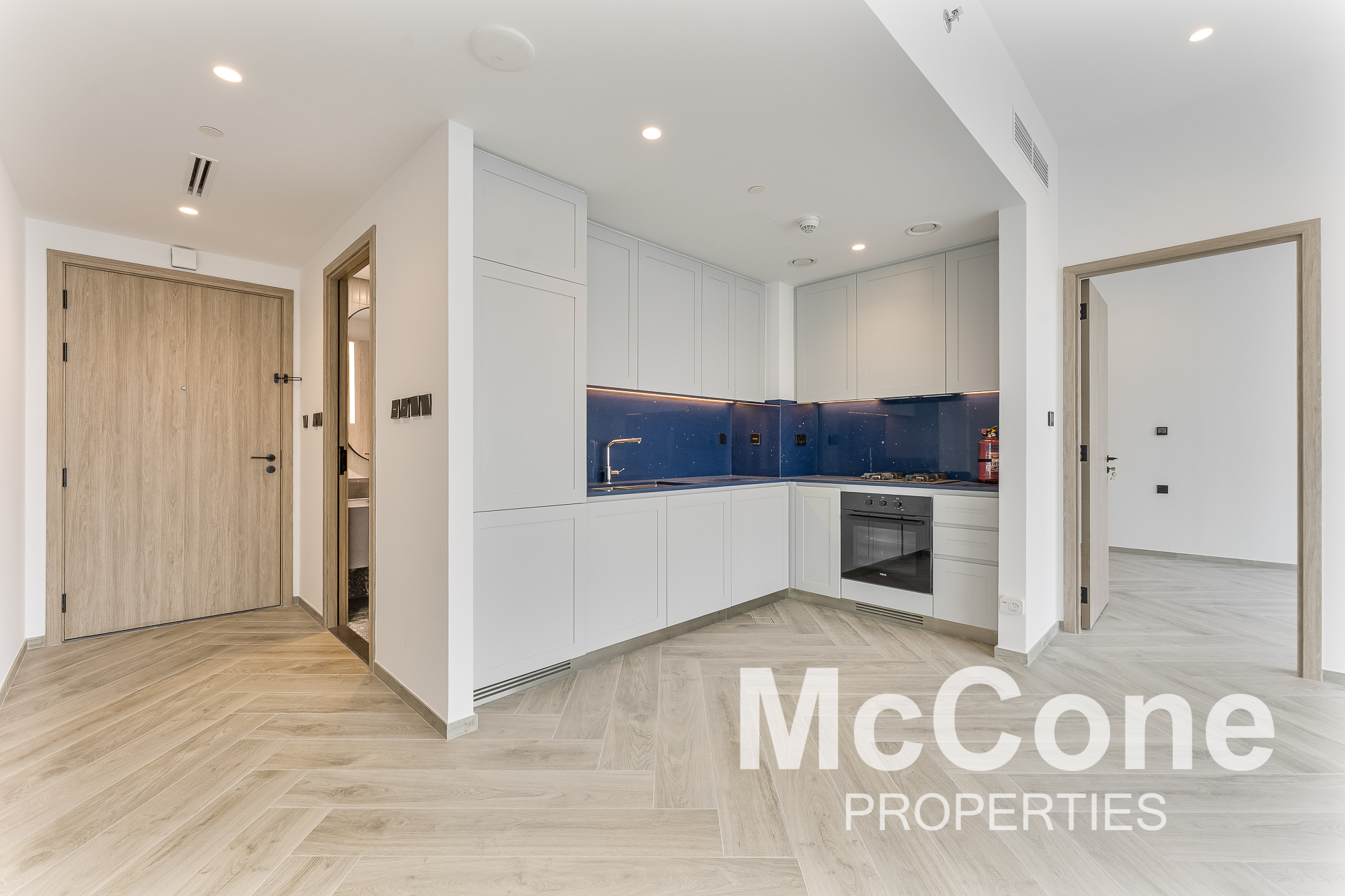 2 Bedroom Apartment for Rent in Peninsula Three, Business Bay — photo 4 of 14