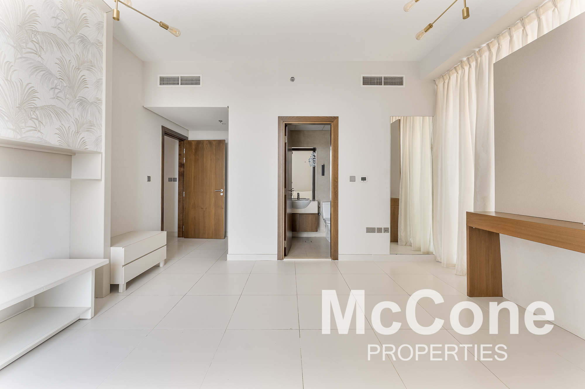 2 Bedroom Apartment for Rent in Binghatti West Boutique Suites, Dubai Land Residence Complex — photograph 12 of 23