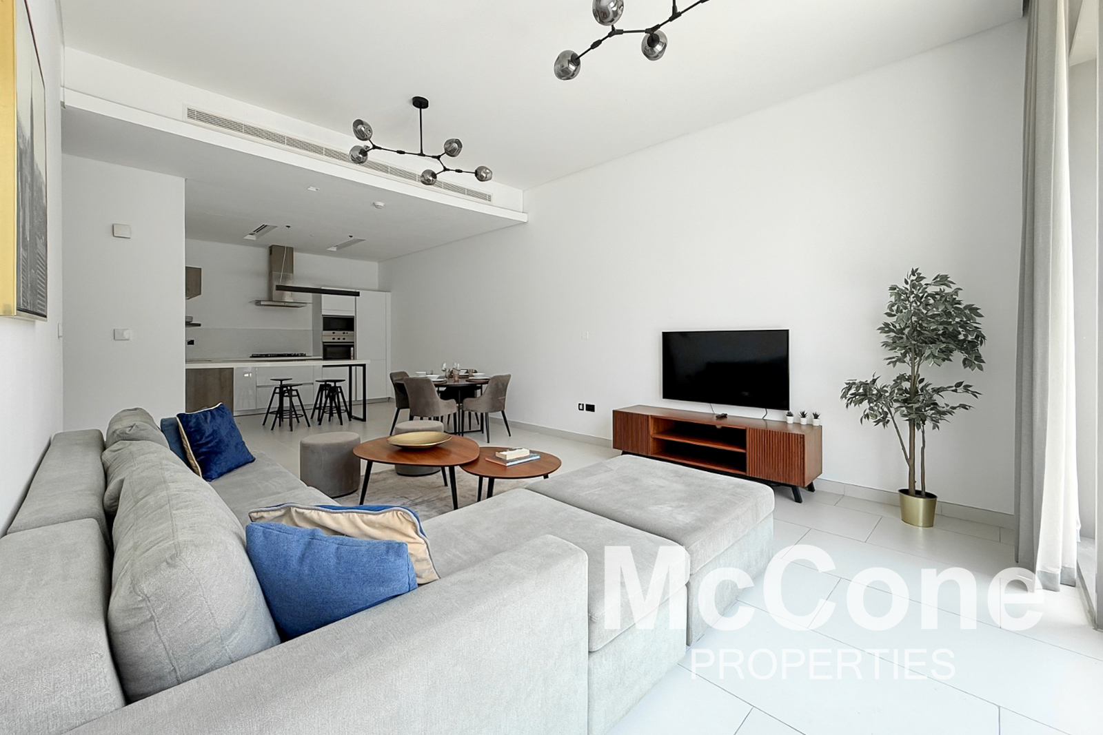 2 Bedroom Apartment for Rent in Soho Palm Jumeirah, Palm Jumeirah — photo 2 of 30