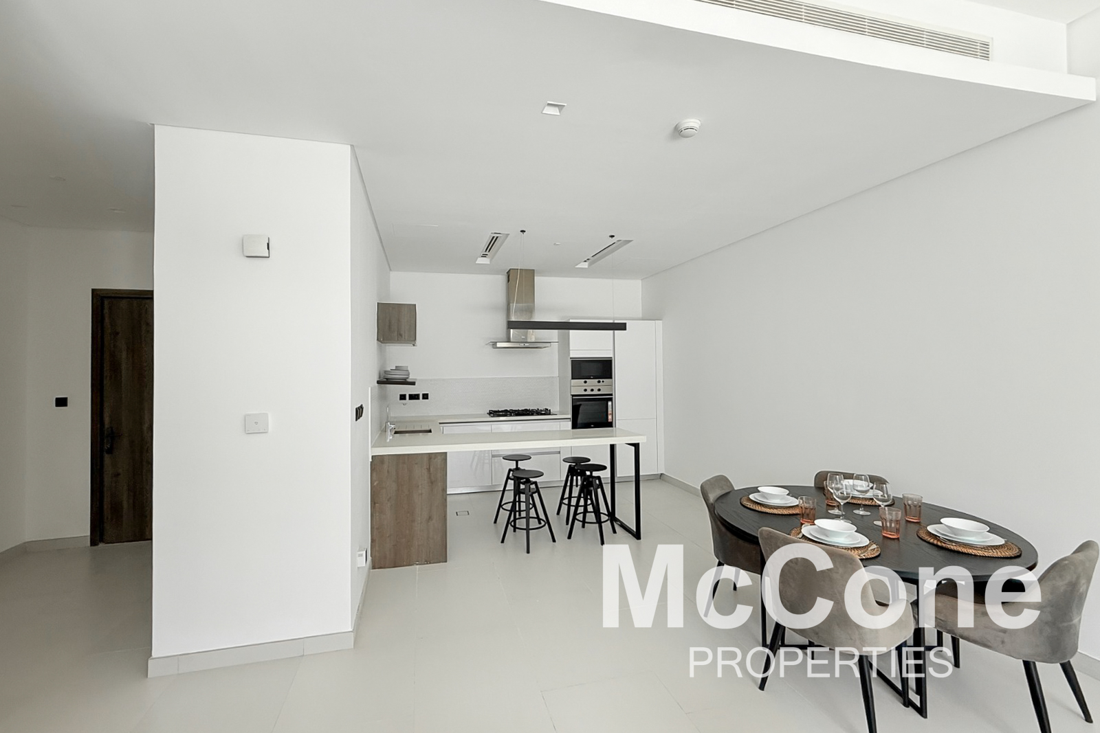 2 Bedroom Apartment for Rent in Soho Palm Jumeirah, Palm Jumeirah — photo 7 of 30