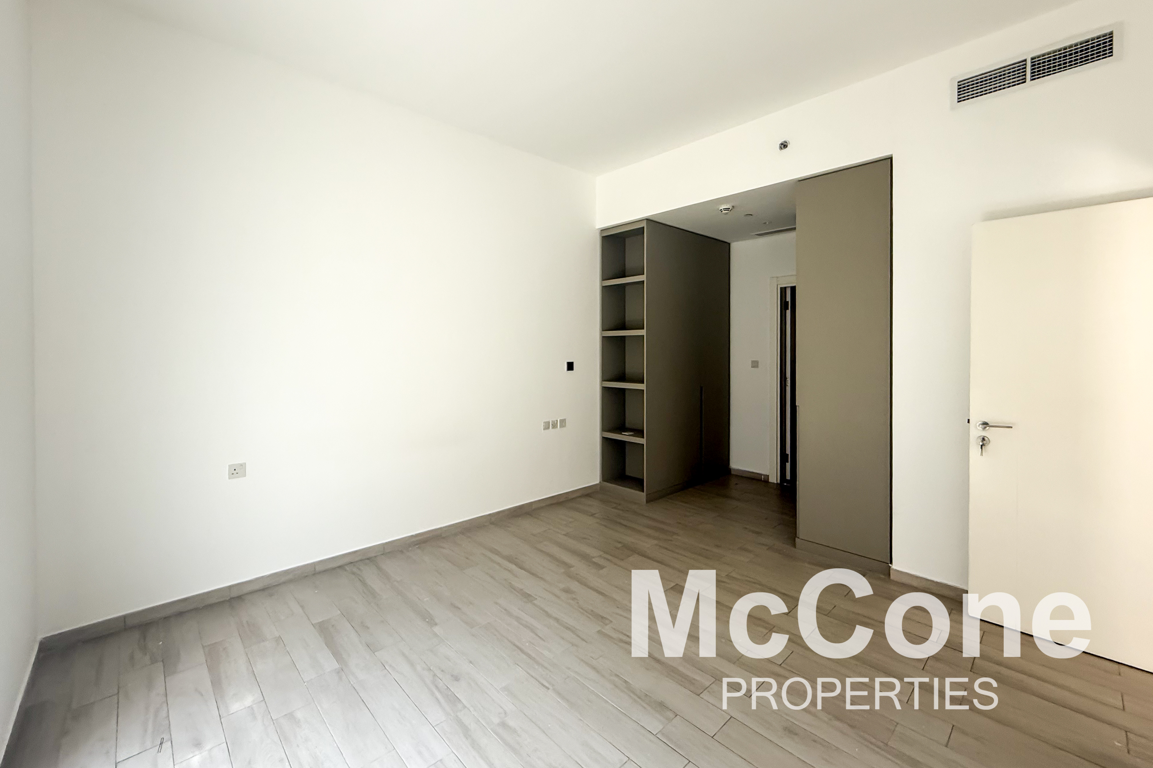 1 Bedroom Apartment for Rent in Eaton Place, Jumeirah Village Circle — photo 7 of 10