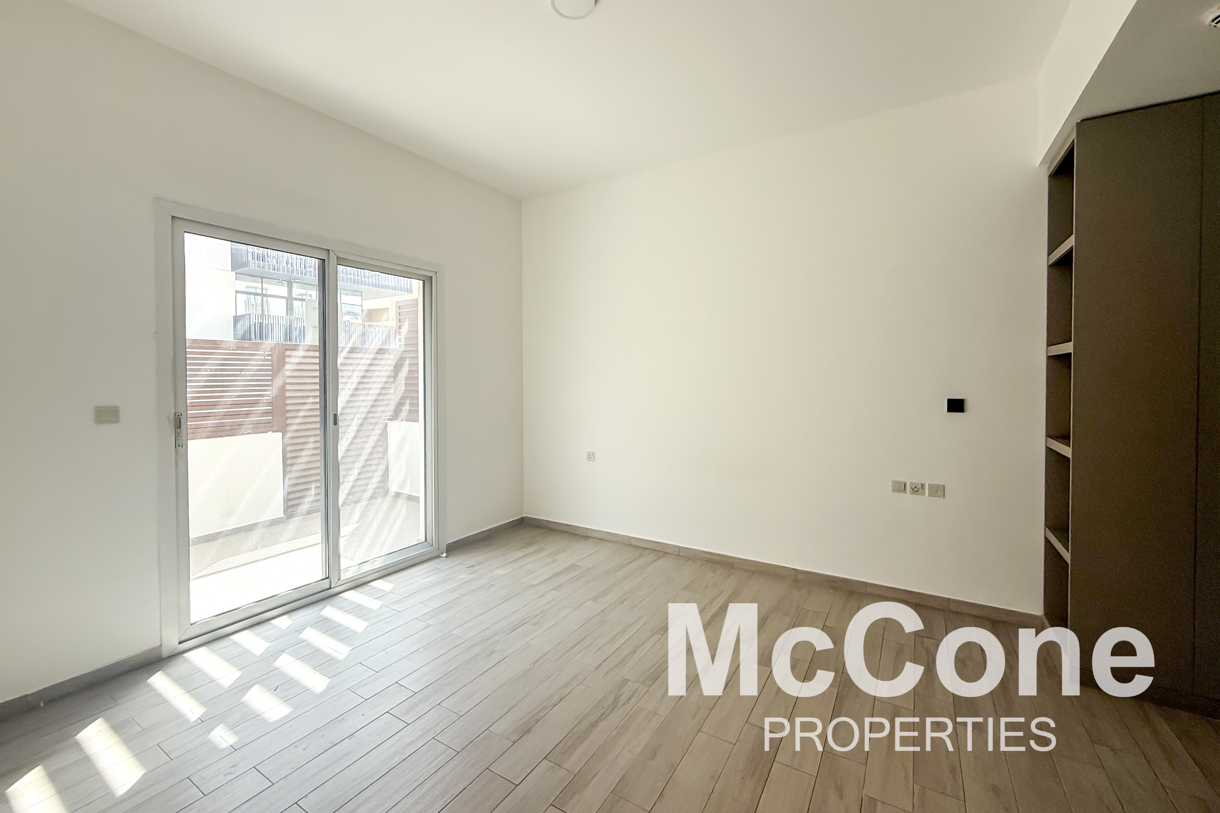 1 Bedroom Apartment for Rent in Eaton Place, Jumeirah Village Circle — photo 4 of 10