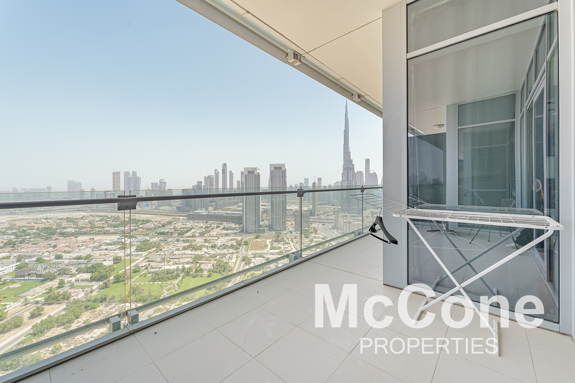 1 Bedroom Apartment for Rent in Burj Daman, DIFC — photo 2 of 13