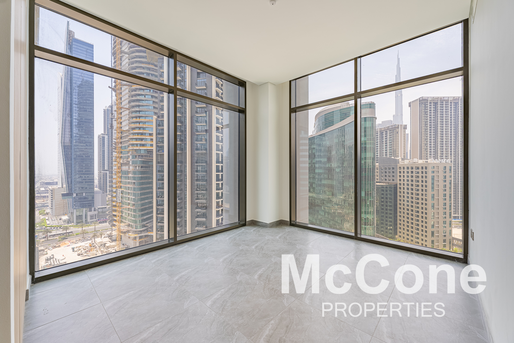 1 Bedroom Apartment for Rent in Peninsula Two, Business Bay — photo 2 of 14