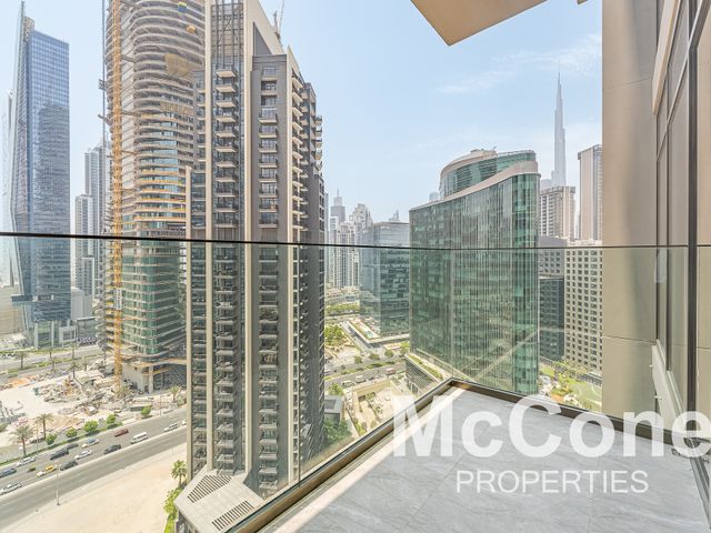 1 Bedroom Apartment for Rent in Peninsula Two, Business Bay