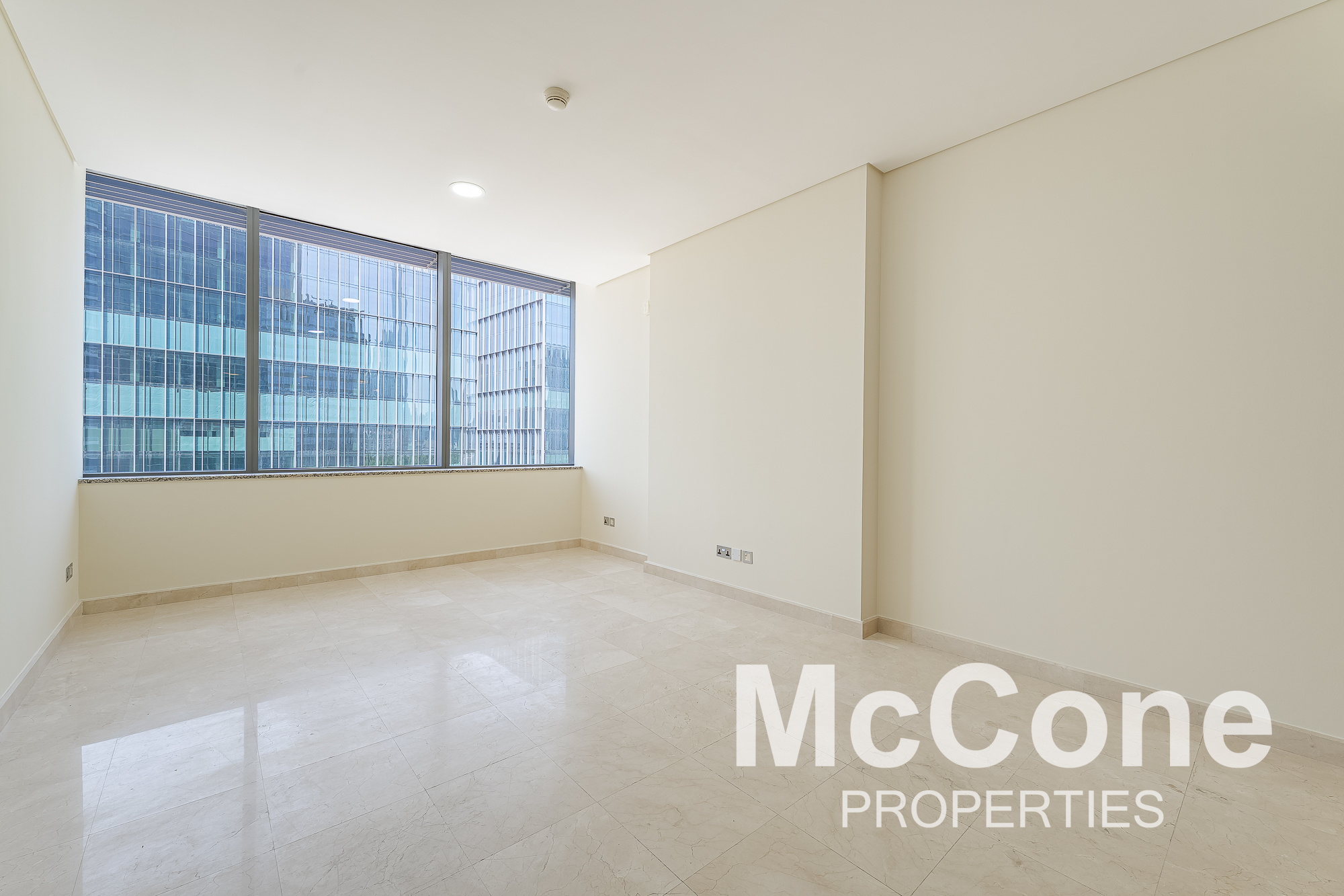 1 Bedroom Apartment for Rent in Sky Gardens, DIFC — photo 2 of 12