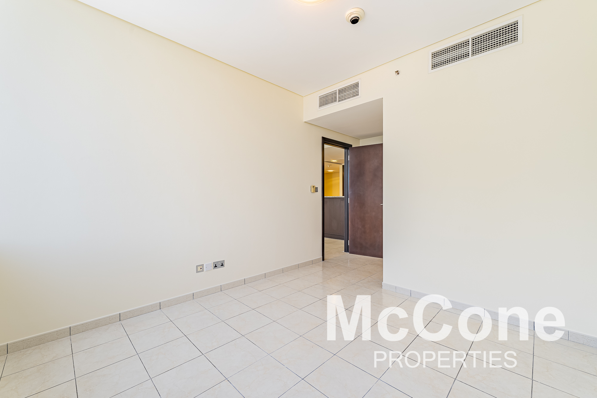 1 Bedroom Apartment for Rent in Sky Gardens, DIFC — photo 8 of 12