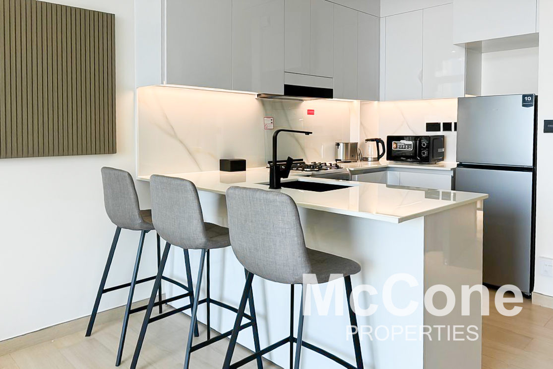 1 Bedroom Apartment for Rent in Binghatti Emerald, Jumeirah Village Circle — photo 2 of 10