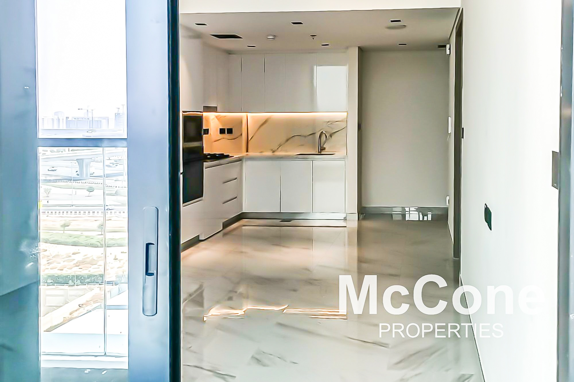 1 Bedroom Apartment for Rent in Samana Miami, Jumeirah Village Circle — photo 3 of 10