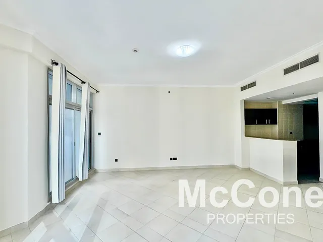 2 Bedroom Apartment for Rent in The Torch, Dubai Marina