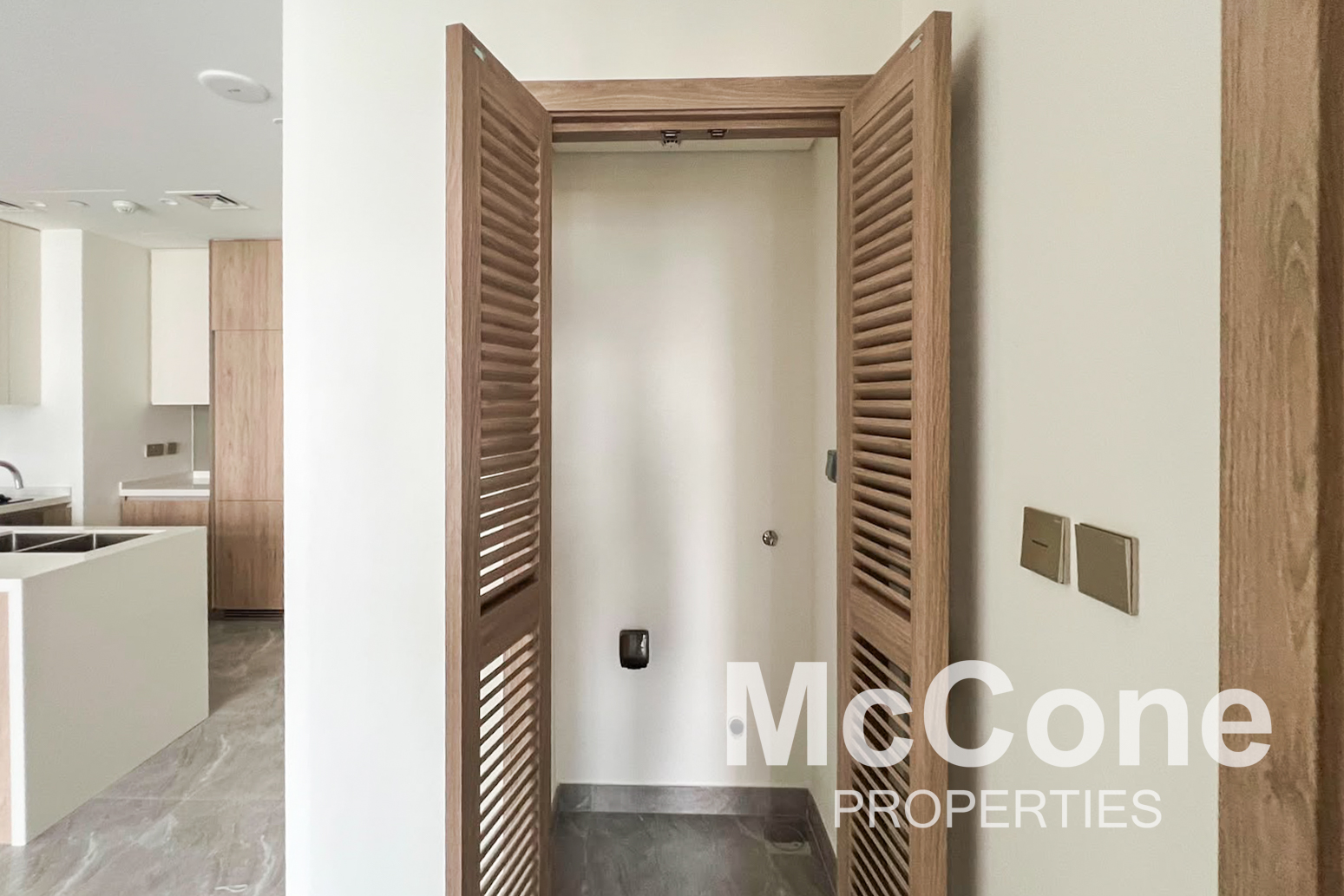 2 Bedroom Apartment for Rent in Peninsula Two, Business Bay — photograph 13 of 16