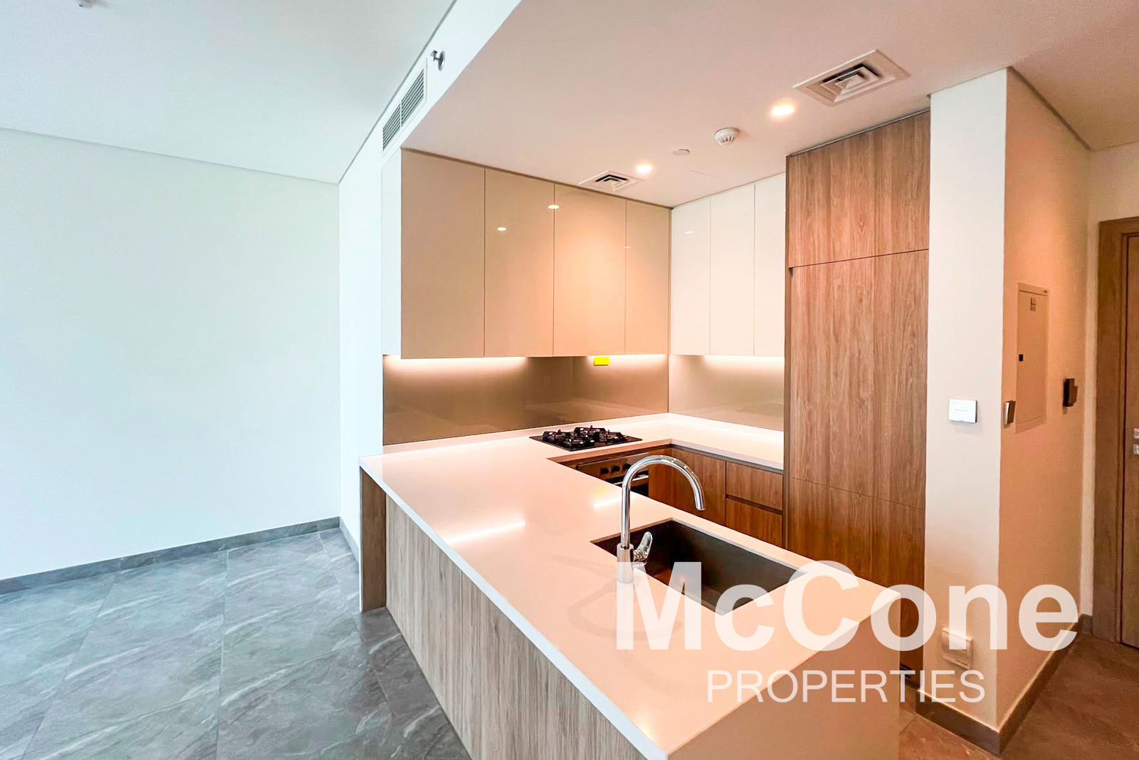 2 Bedroom Apartment for Rent in Peninsula Two, Business Bay — photo 6 of 16