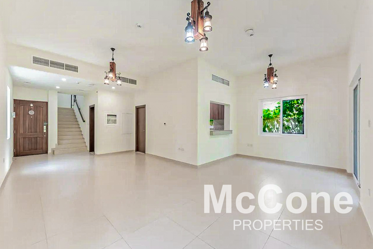 3 Bedroom Villa for Rent in La Quinta, Villanova — photo 3 of 20