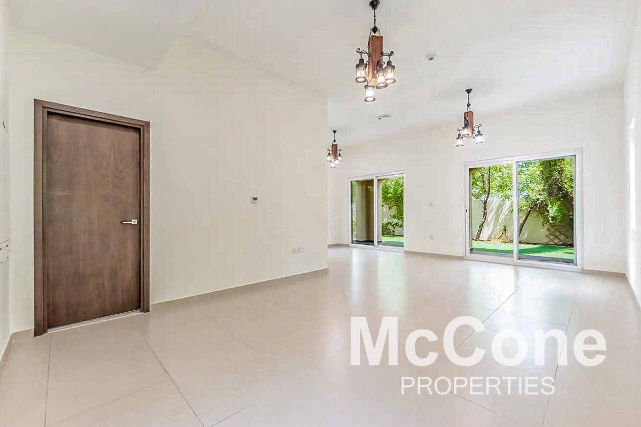 3 Bedroom Villa for Rent in La Quinta, Villanova — photo 2 of 20