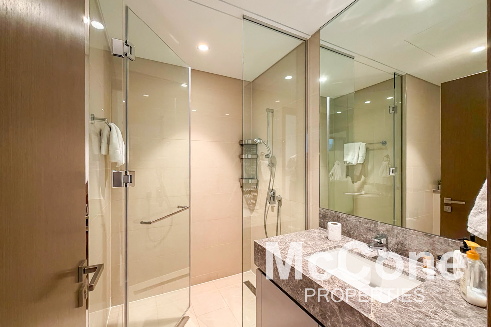 2 Bedroom Apartment for Rent in Act One, Downtown Dubai — photograph 14 of 15