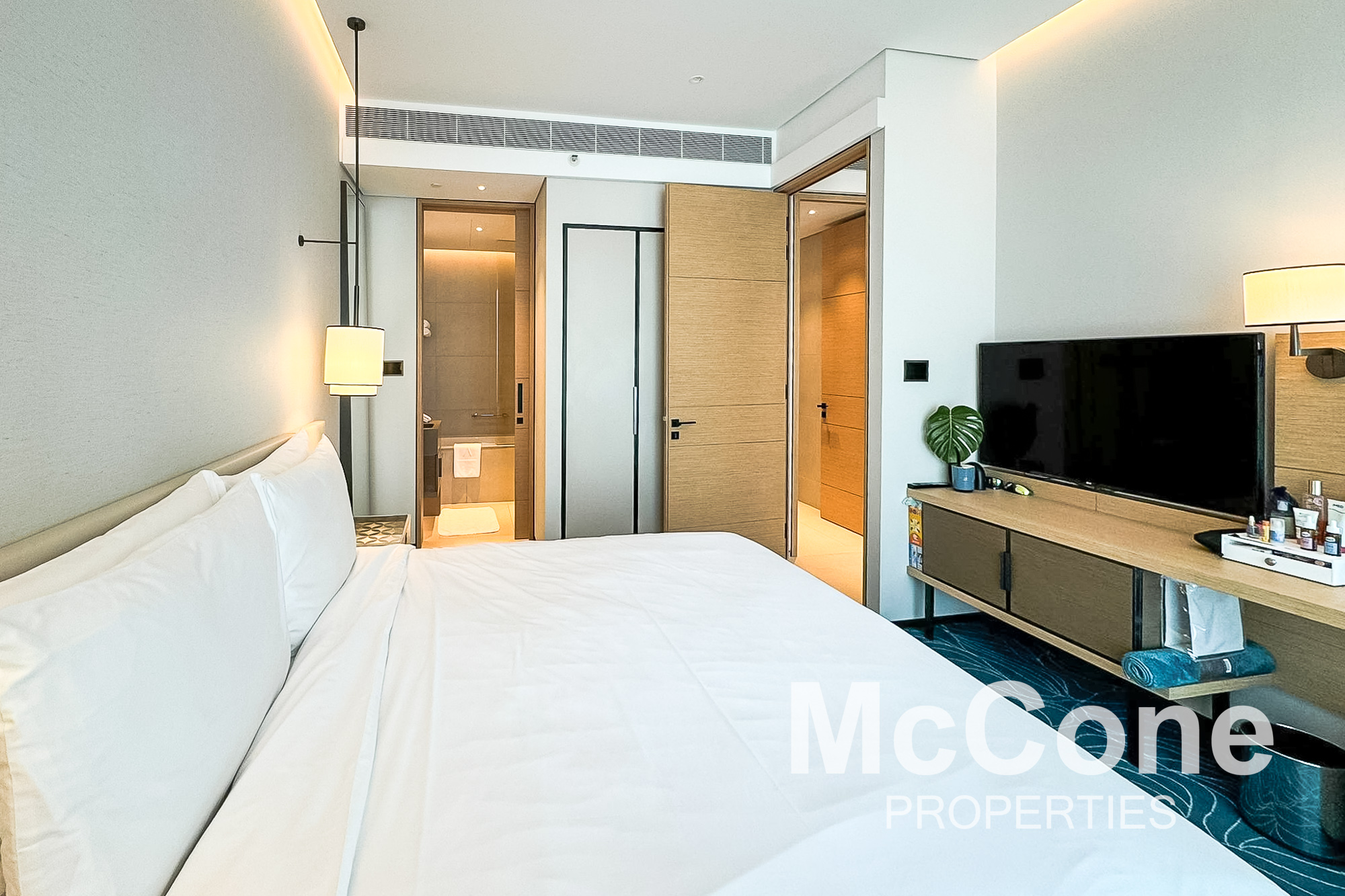 1 Bedroom Apartment for Rent in Jumeirah Gate Tower 2, Jumeirah Beach Residence — photo 8 of 15