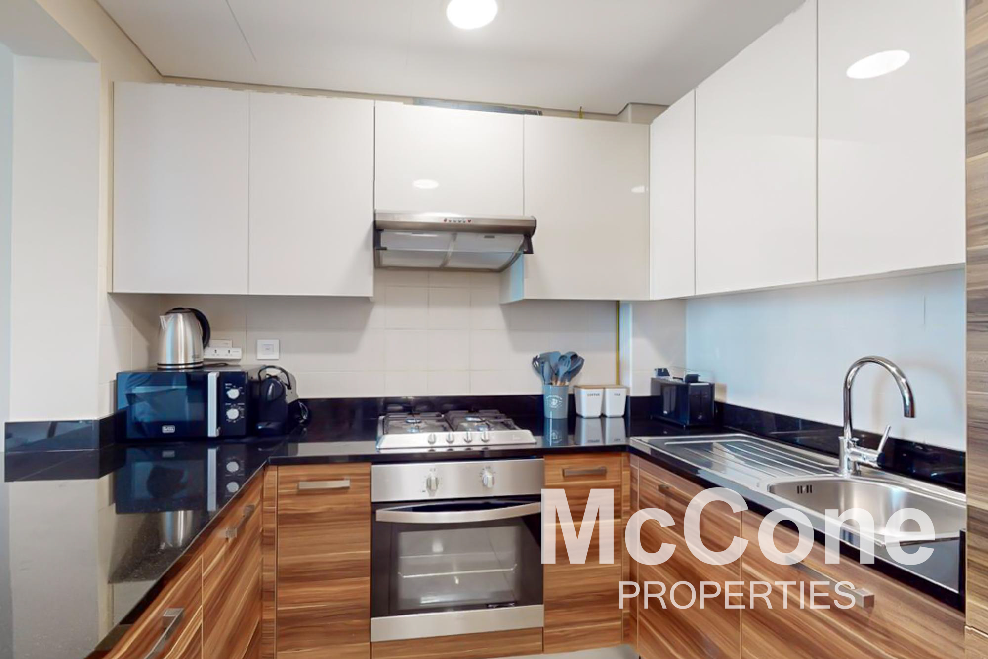 1 Bedroom Apartment for Rent in Sparkle Tower 3, Dubai Marina — photo 3 of 11