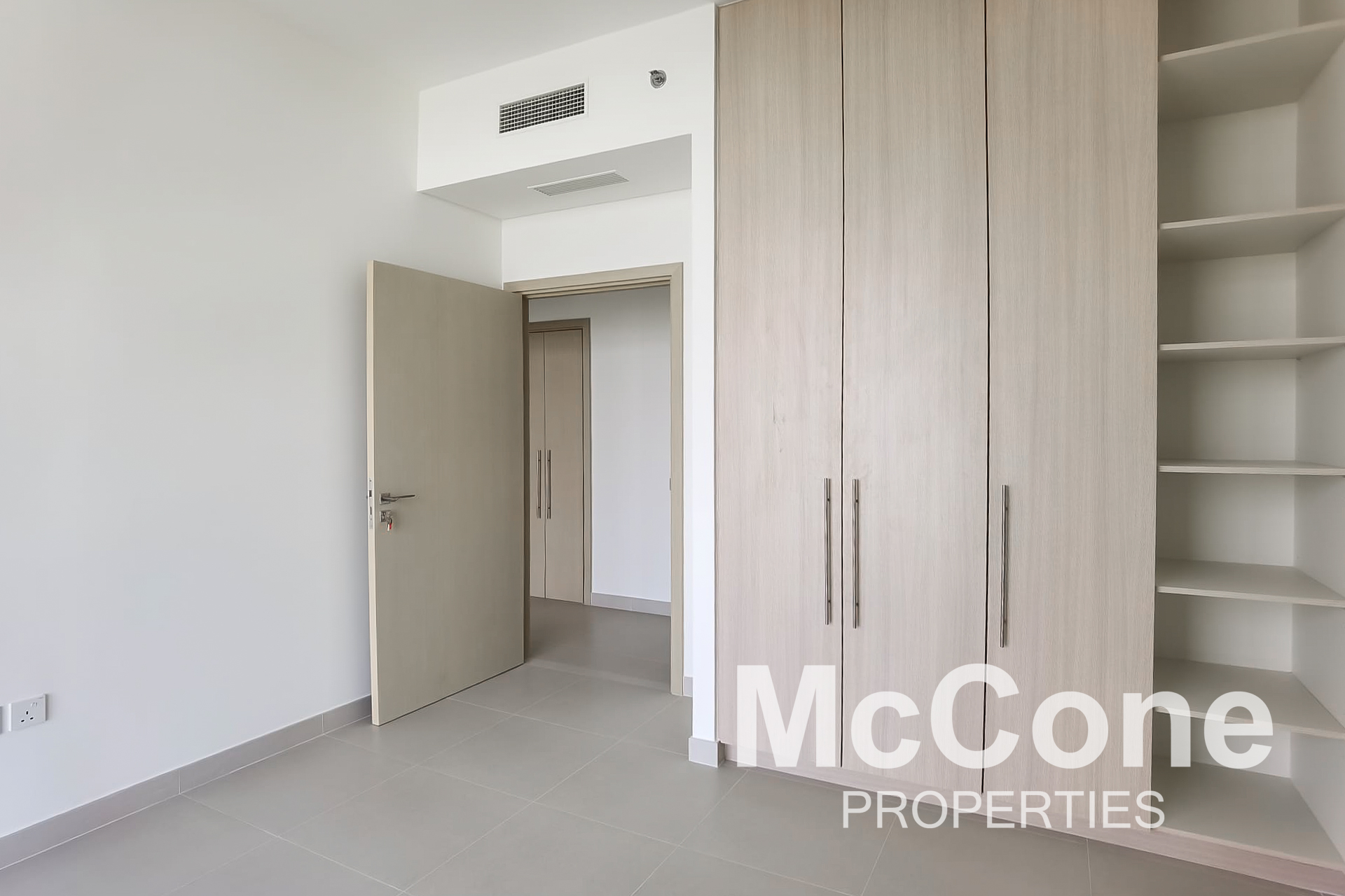 3 Bedroom Apartment for Rent in Golf Grand, Dubai Hills Estate — photo 7 of 13