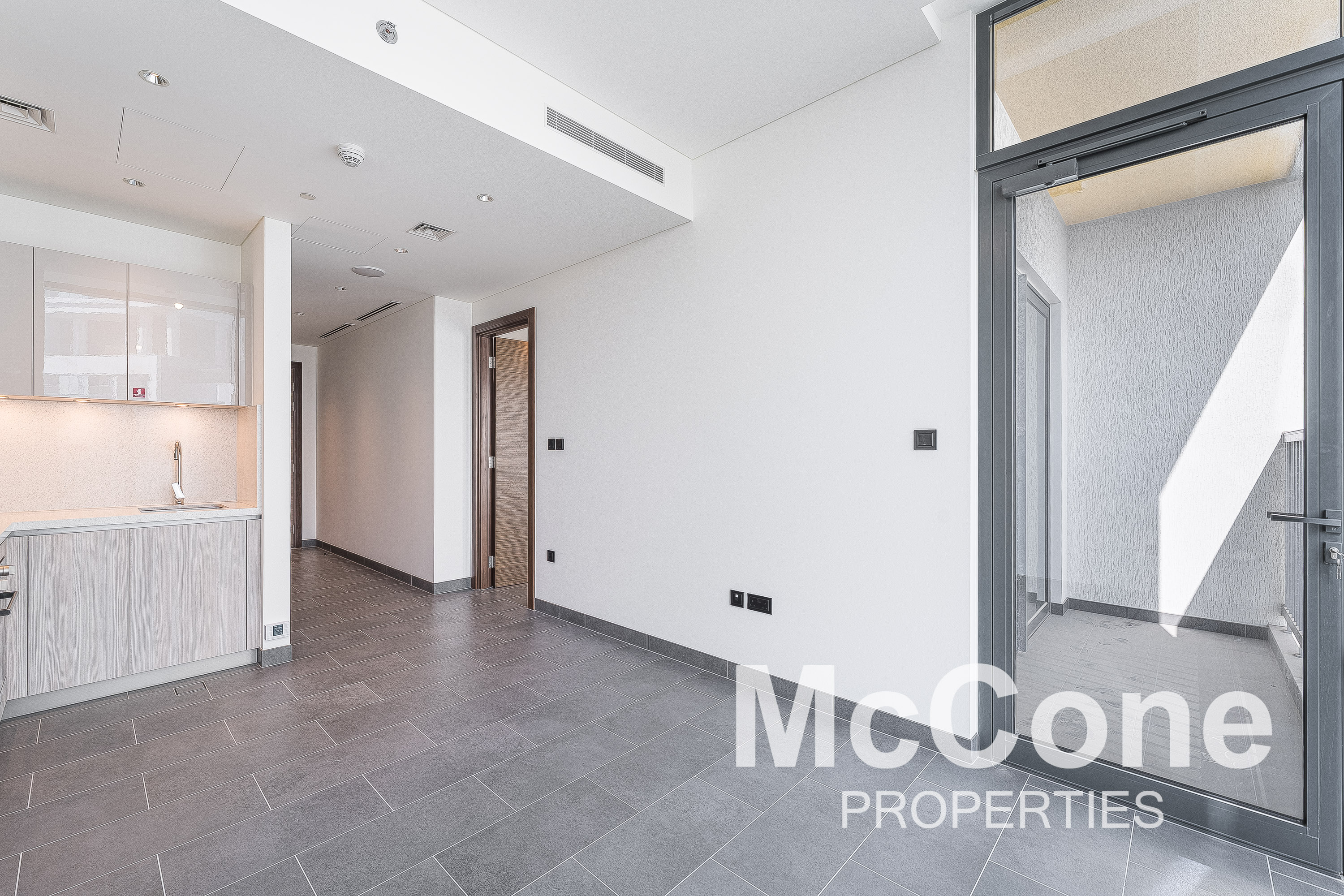 1 Bedroom Apartment for Rent in The Crest Tower C, Mohammed Bin Rashid City — photo 3 of 13
