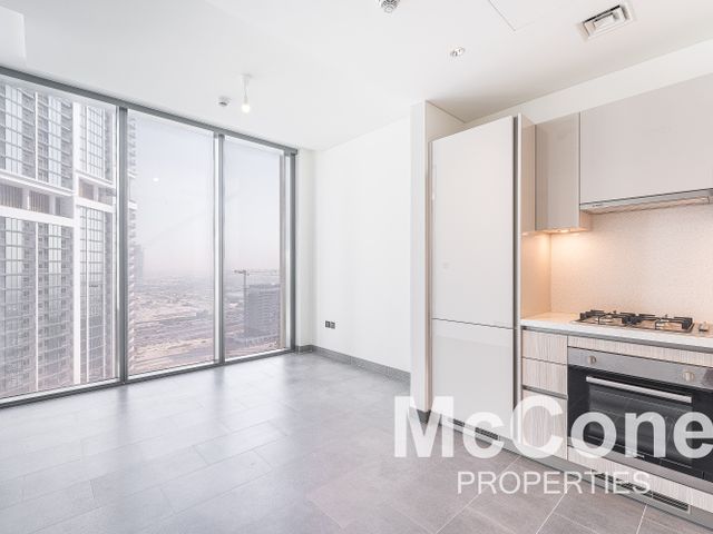 1 Bedroom Apartment for Rent in The Crest Tower C, Mohammed Bin Rashid City