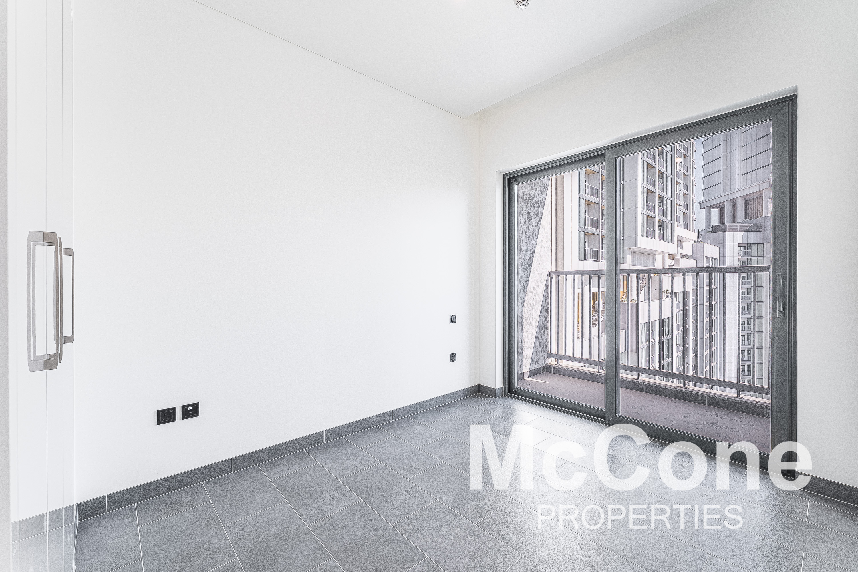 1 Bedroom Apartment for Rent in The Crest Tower C, Mohammed Bin Rashid City — photo 6 of 13
