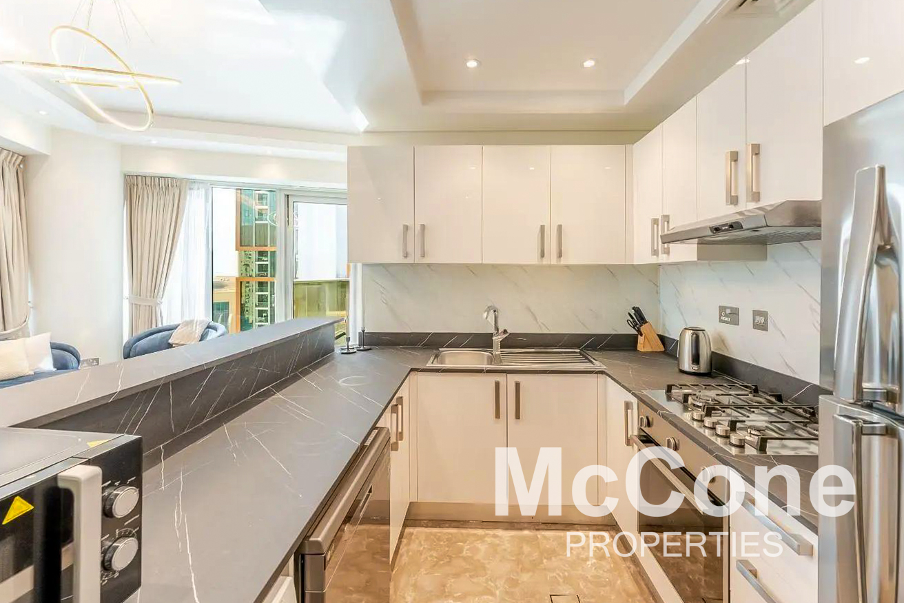 2 Bedroom Apartment for Rent in Orra Harbour Residences and Hotel Apartments, Dubai Marina — photo 3 of 11