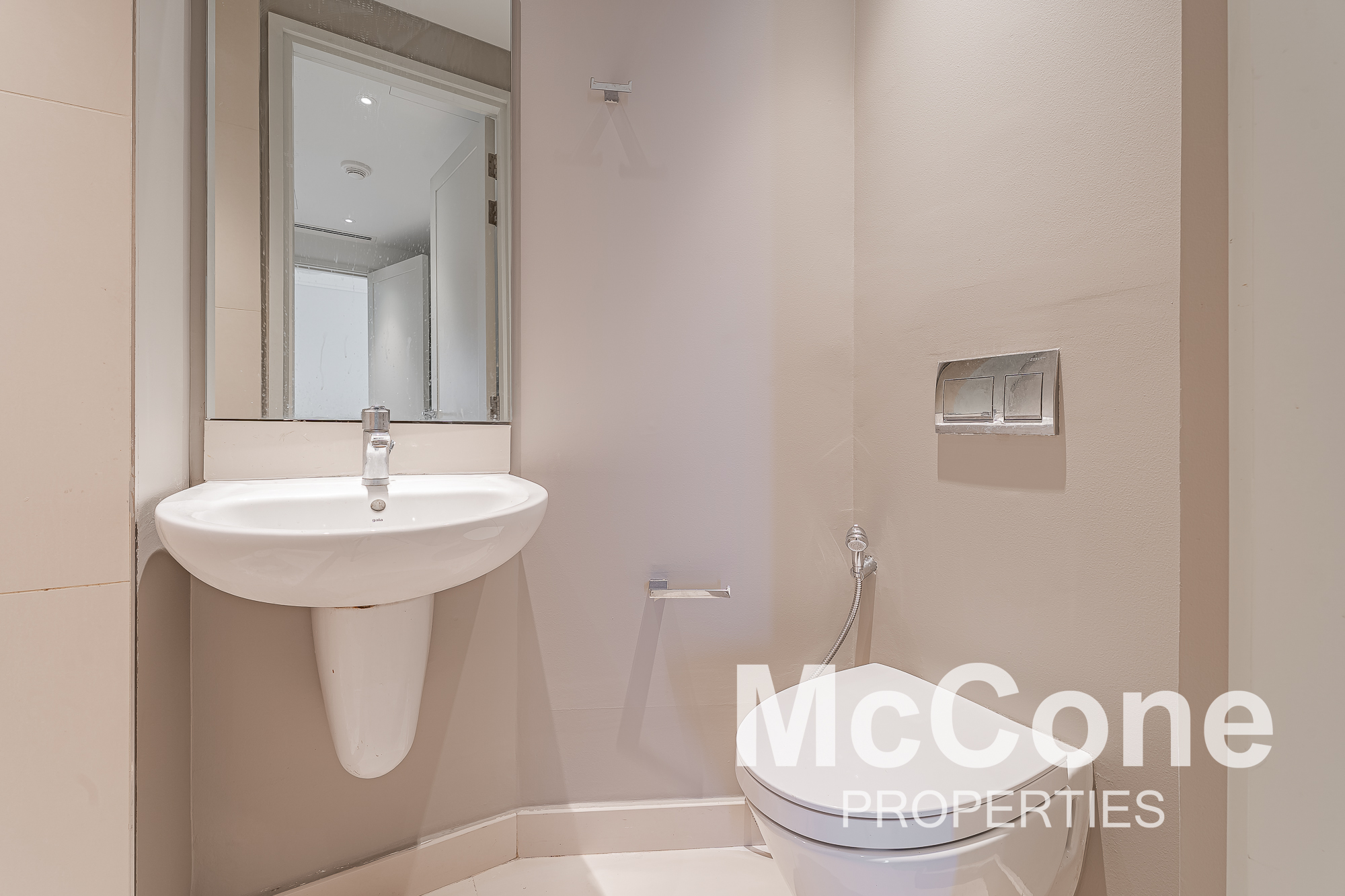 3 Bedroom Apartment for Rent in Vida Residence Downtown, Downtown Dubai — photograph 16 of 19