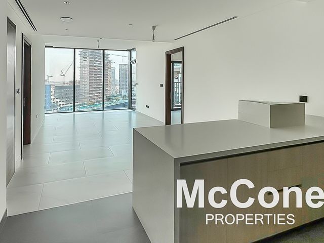 2 Bedroom Apartment for Rent in The Crest Tower A, Mohammed Bin Rashid City