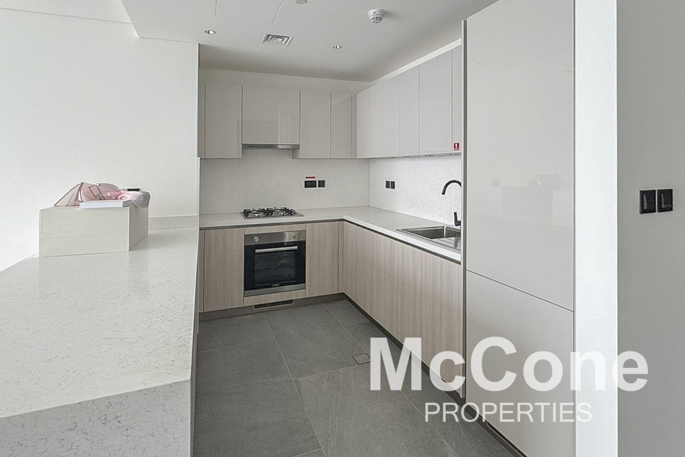 2 Bedroom Apartment for Rent in The Crest Tower A, Mohammed Bin Rashid City — photo 5 of 17