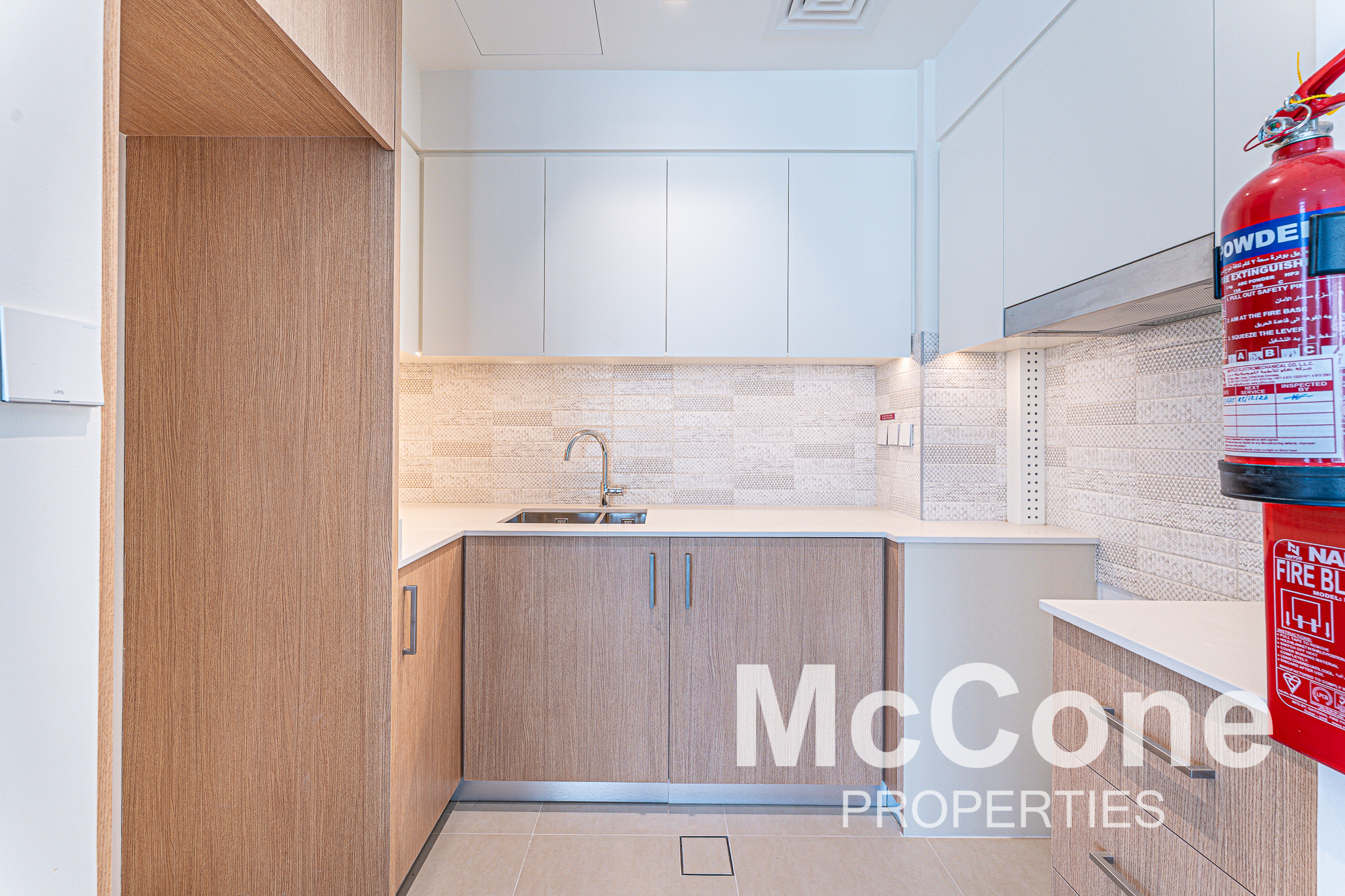 2 Bedroom Apartment for Rent in Seagate Building 2, Mina Rashid — photo 5 of 18