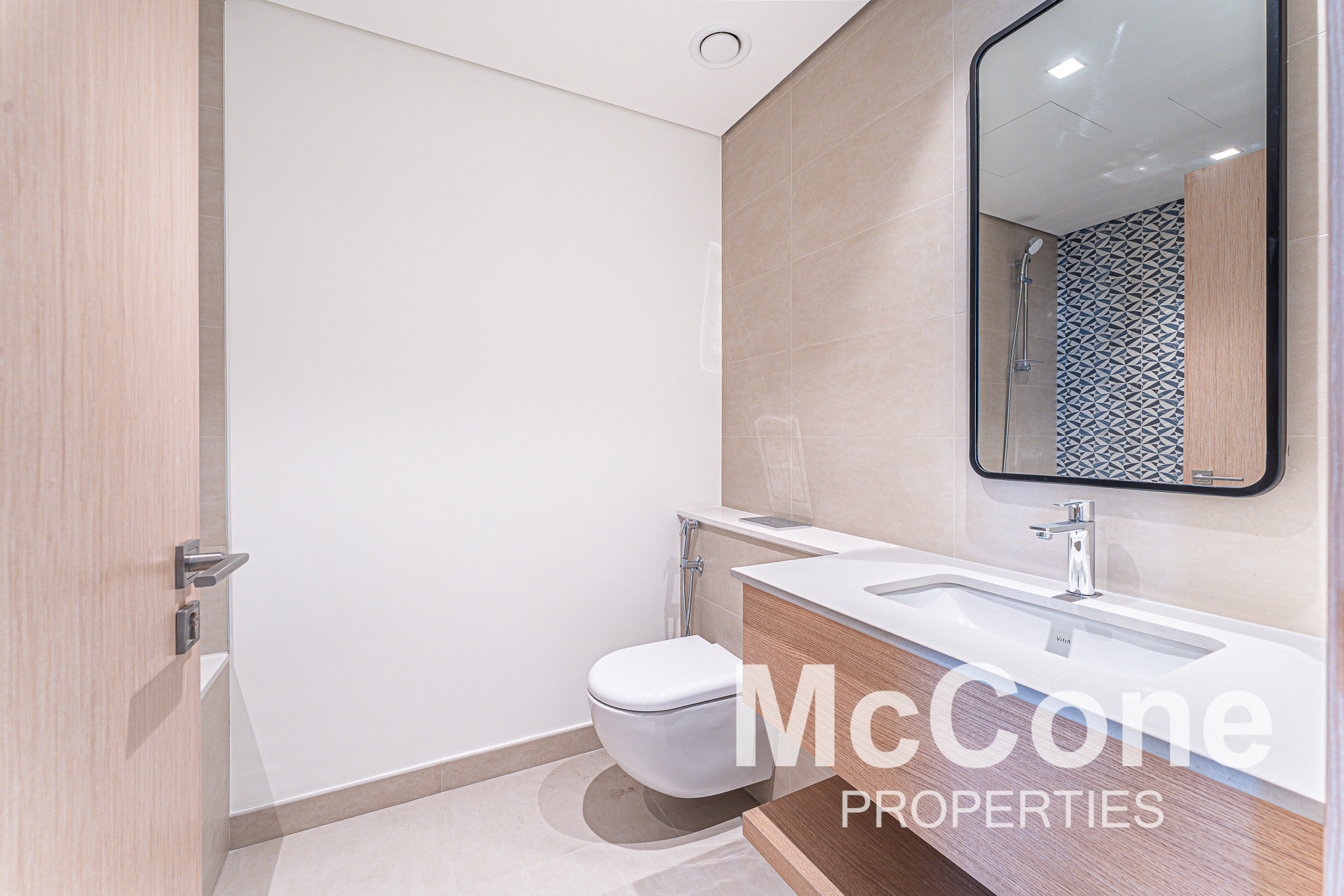2 Bedroom Apartment for Rent in Seagate Building 2, Mina Rashid — photo 8 of 18