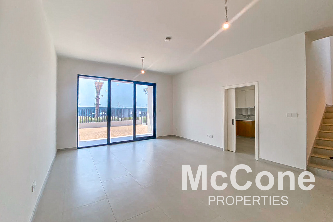 3 Bedroom Townhouse for Rent in Jebel Ali Village Townhouses, Jebel Ali — photo 2 of 15