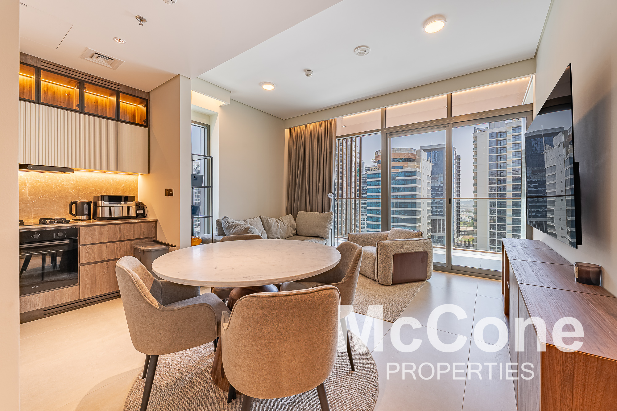 1 Bedroom Apartment for Rent in Marriott Residences, Business Bay