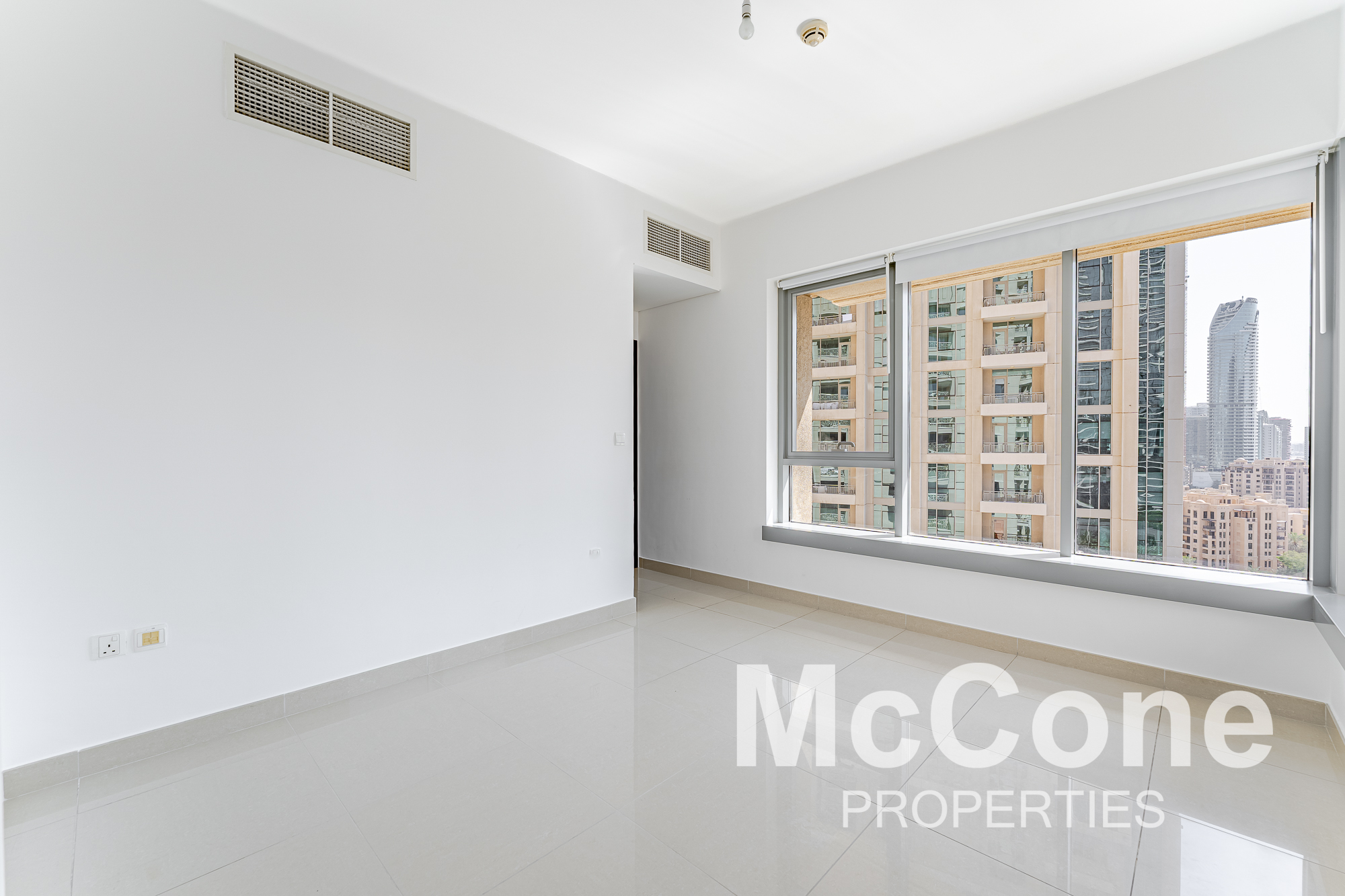 3 Bedroom Apartment for Rent in BLVD Heights Tower 2, Downtown Dubai — photograph 11 of 16