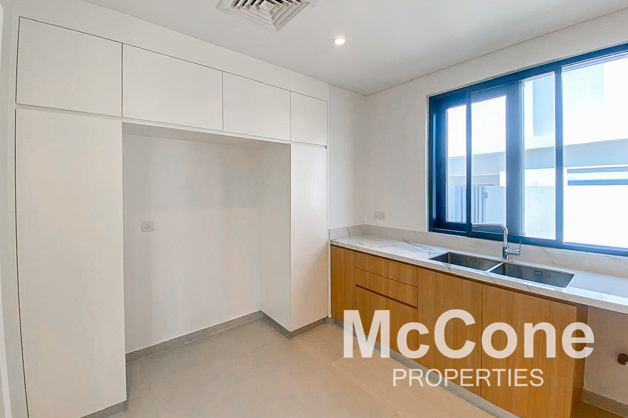 4 Bedroom Townhouse for Rent in Jebel Ali Village Townhouses, Jebel Ali — photo 3 of 10