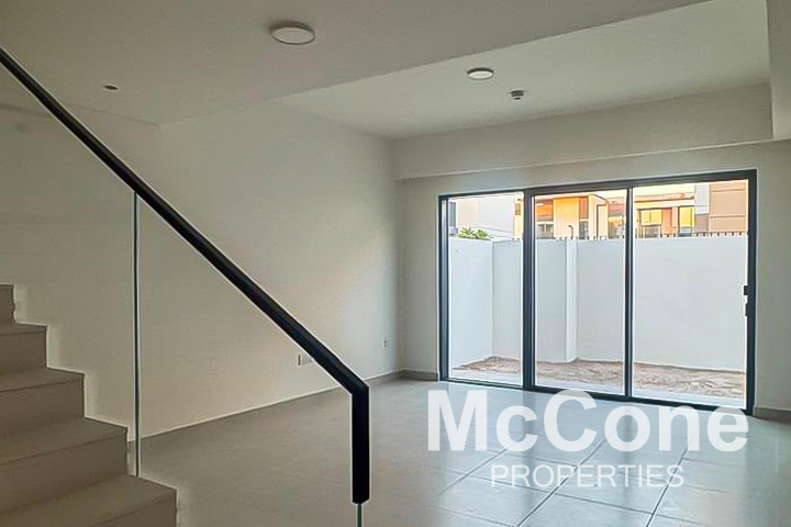 4 Bedroom Townhouse for Rent in Raya, Arabian Ranches 3 — photo 3 of 21